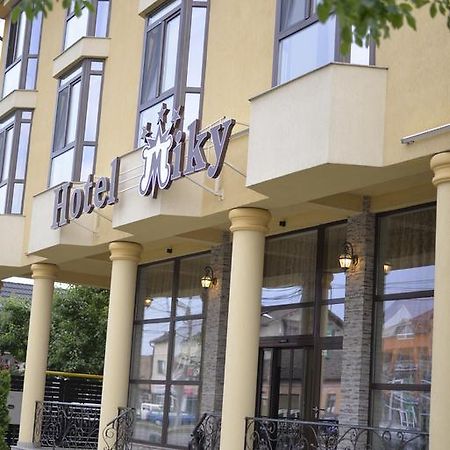 Hotel Miky Arad Zewnętrze zdjęcie