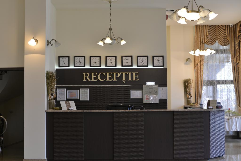 Hotel Miky Arad Zewnętrze zdjęcie